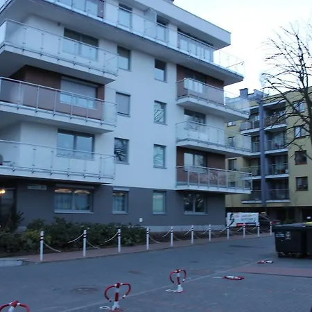 Apartament Bursztynek Z Miejscem Postojowym Kołobrzeg Eksteriør bilde