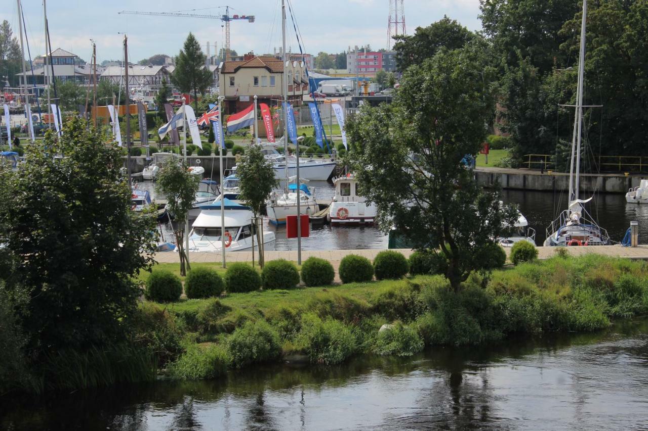 Apartment Bursztynek Z Miejscem Postojowym Kolobrzeg